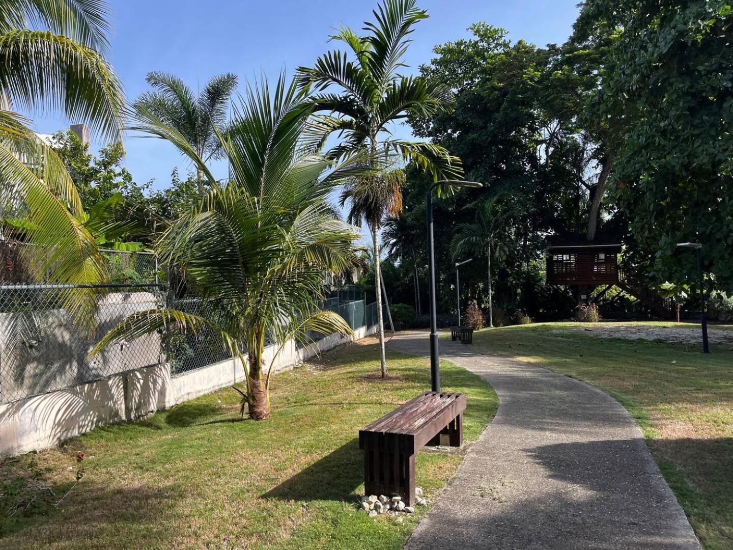 Azalia Palms New Oceanview *